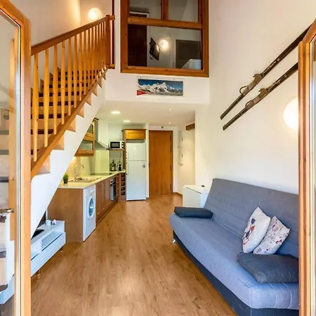 Apartamentsaloriaburg Farrera Exterior photo