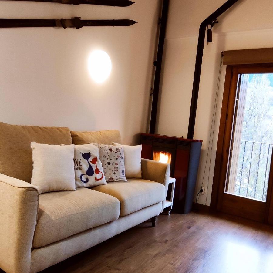 Apartamentsaloriaburg * Farrera
